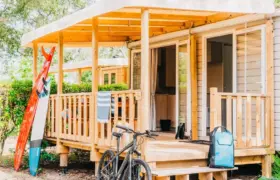 Kleines Mobile Home Familien Surfcamp Moliets