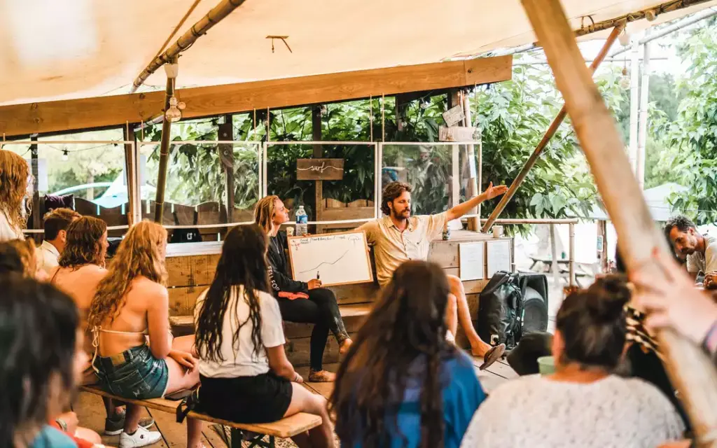 elementsurf-surfcamp-oyambre-spanien-surftheorie