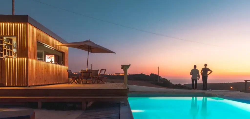 Sunset Surflodge Ericeira Pool