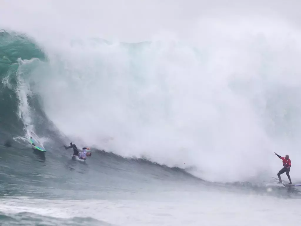 Willyam_Santana_bajando_y_Oscar_Go__mez_wipeout