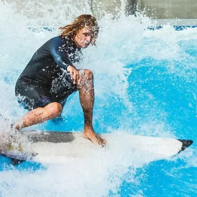 wellenreiten-jochen-schweizer-arena-advanced-indoor-surf-session